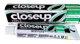 Creme Dental Closeup Triple Menta 70g